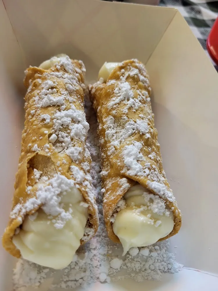 Cannoli